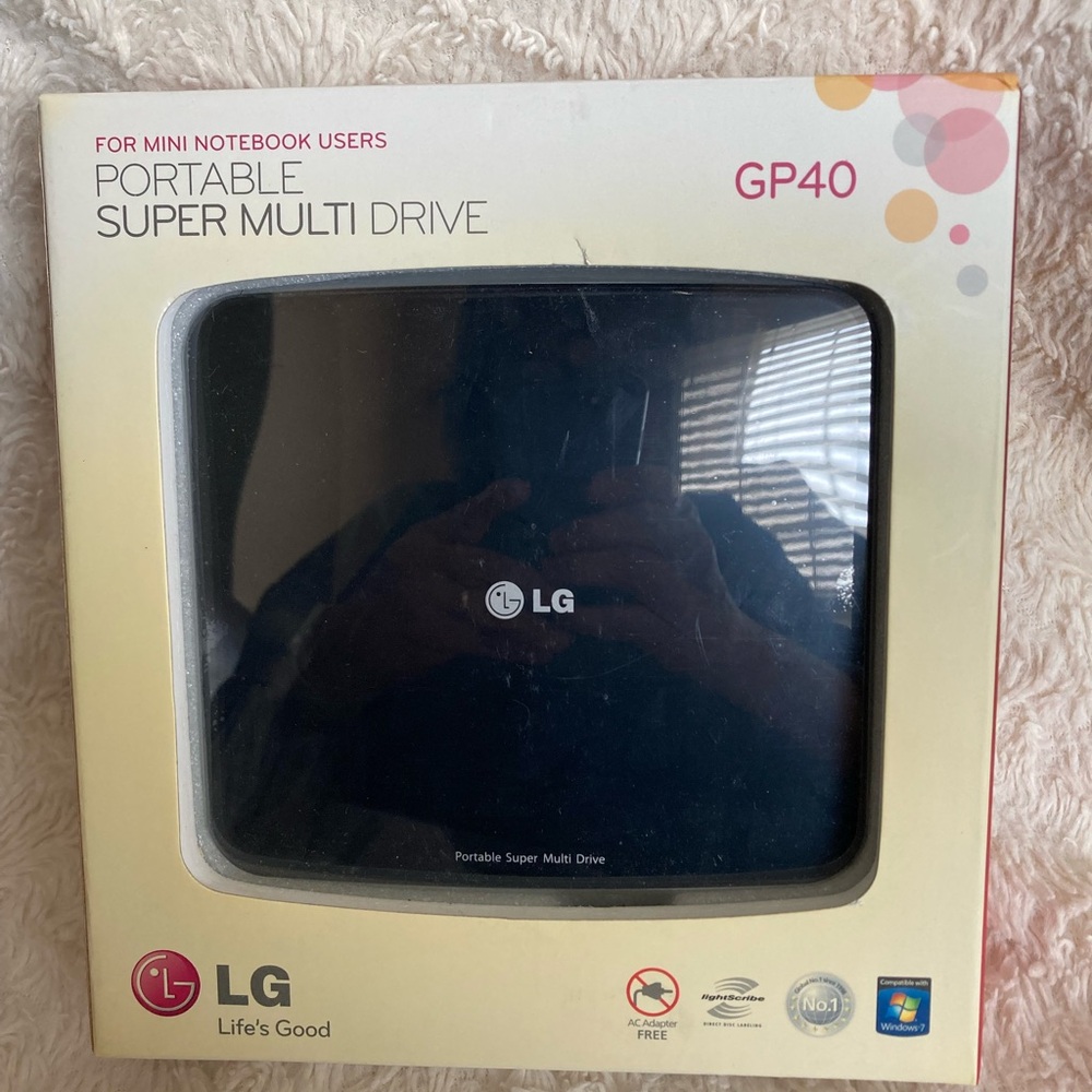 NWT LG Portable Super Multi Drive GP40